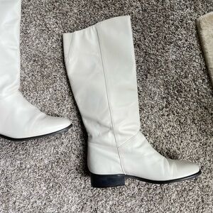 Hunt Club Over the Knee Leather Boots in Sz 8.5min gently used condition